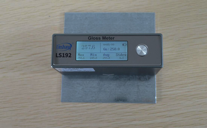 光澤度儀LS192測量金屬材料 光澤度儀LS192測量金屬材料