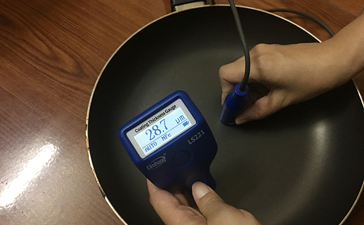 LS221涂層測厚儀檢測不粘鍋的涂層厚度 LS221涂層測厚儀檢測不粘鍋的涂層厚度