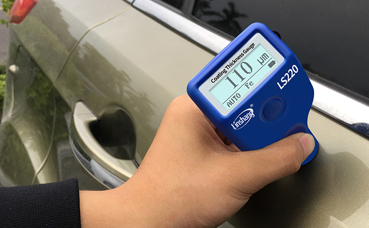 漆膜儀檢測(cè)汽車車門 漆膜儀檢測(cè)汽車車門